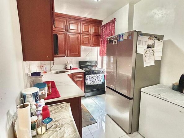 165-20 Highland Avenue 300, Jamaica NY 11432