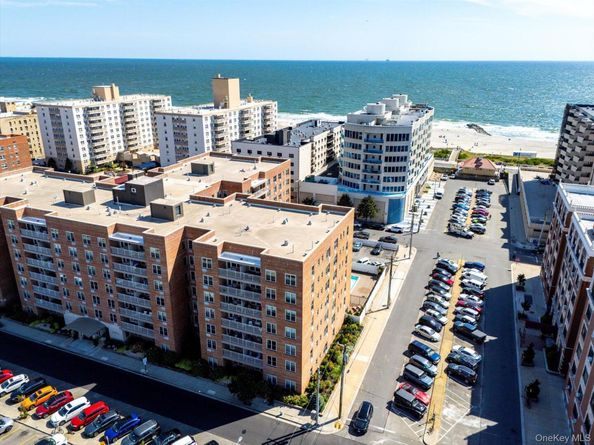 410 E Broadway 3E, Long Beach NY 11561