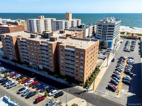 410 E Broadway 3E, Long Beach NY 11561