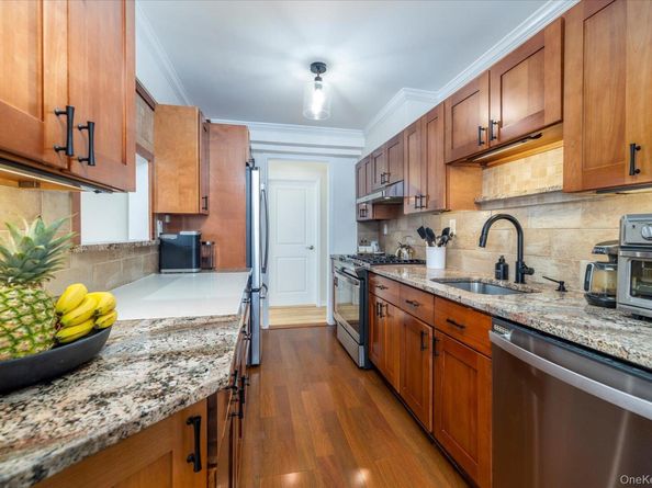 410 E Broadway 3E, Long Beach NY 11561