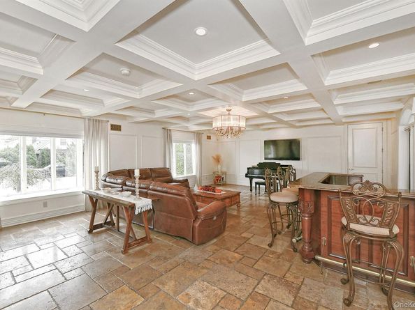 87-07 158th Avenue, Howard Beach NY 11414