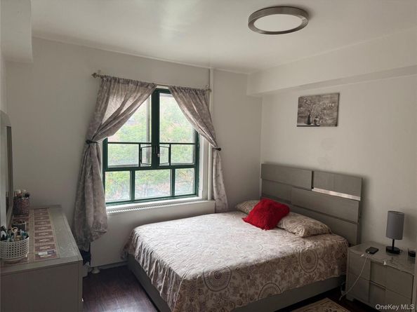 2055 McGraw Avenue 4G, Bronx NY 10462