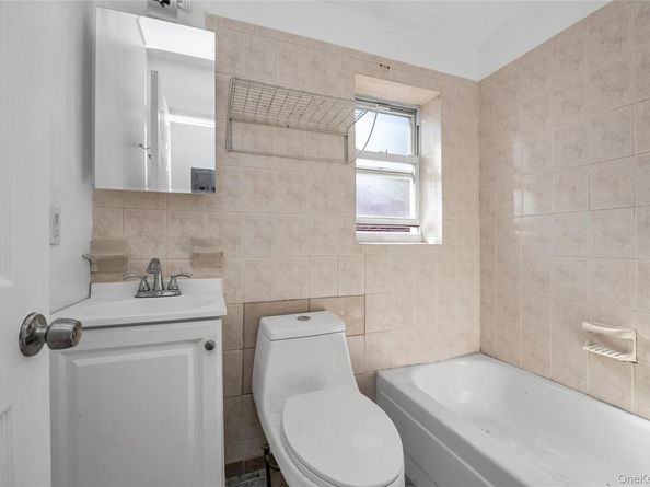 4003 Secor Avenue, Bronx NY 10466