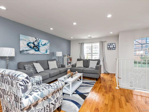 142 S Franklin Street, Hempstead NY 11550