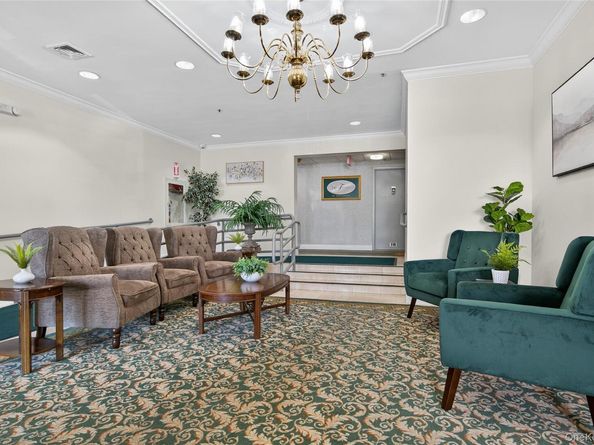54 School Street 315, Westbury NY 11590