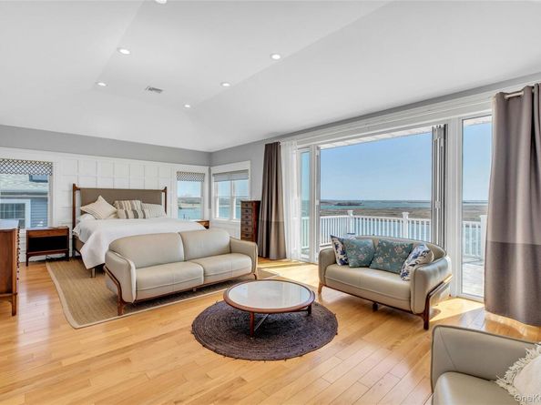 3692 Ocean Avenue, Seaford NY 11783