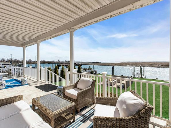 3692 Ocean Avenue, Seaford NY 11783