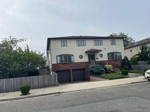 580 E Pine Street, Long Beach NY 11561