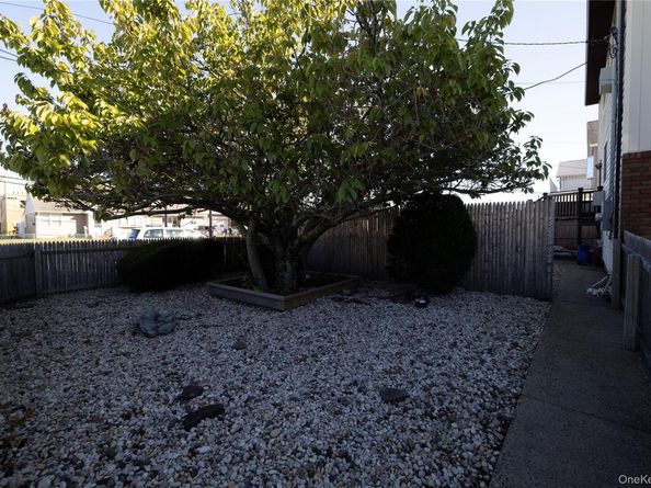 580 E Pine Street, Long Beach NY 11561