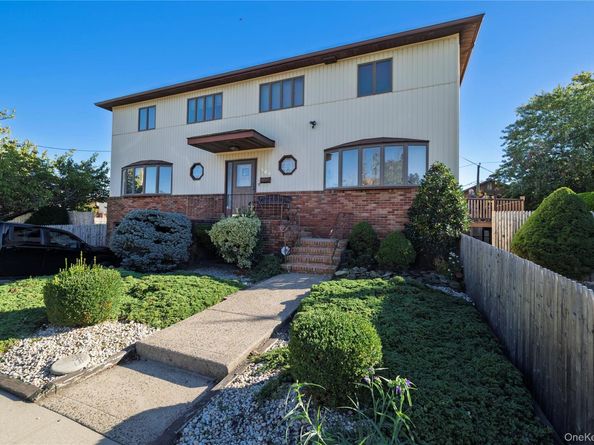 580 E Pine Street, Long Beach NY 11561