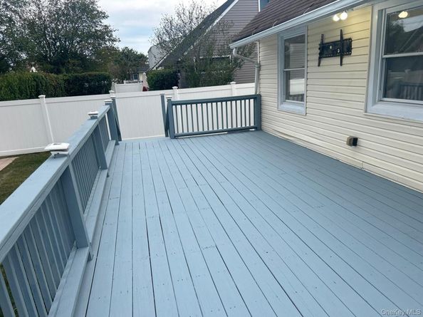 209 Nassau Avenue, Freeport NY 11520