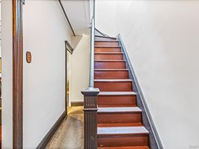 5523 Van Cleef Street, Flushing NY 11368