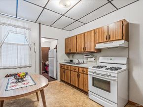 5523 Van Cleef Street, Flushing NY 11368