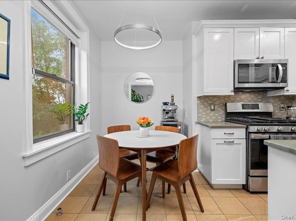 11 Alden Road 2N, Larchmont NY 10538