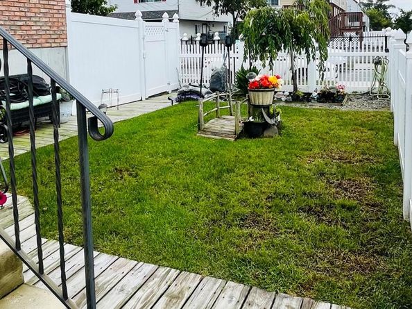 6261 Decosta Avenue, Arverne NY 11692