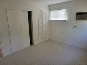 336 W 15th Street, Deer Park NY 11729