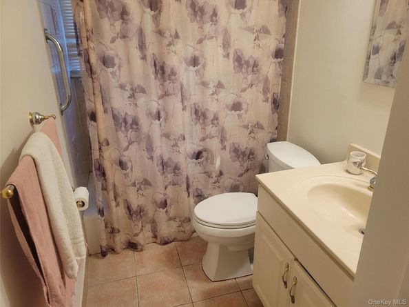 336 W 15th Street, Deer Park NY 11729