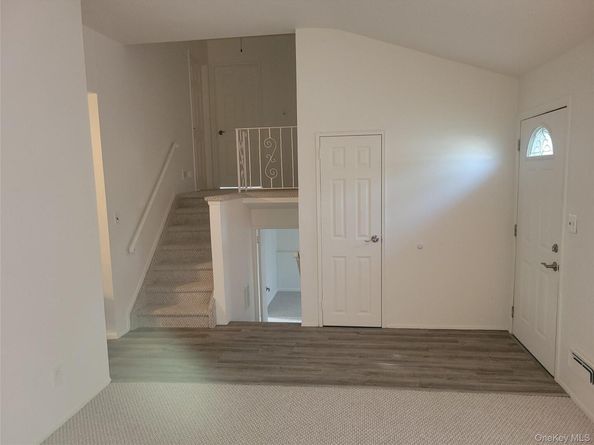 336 W 15th Street, Deer Park NY 11729