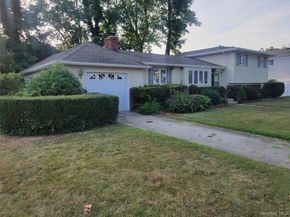 336 W 15th Street, Deer Park NY 11729