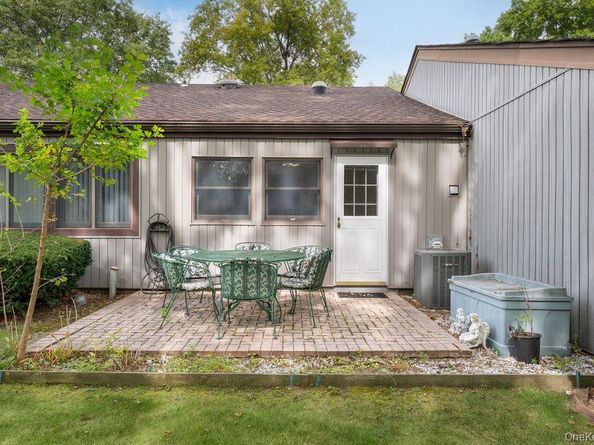 182 Strathmore Gate Drive, Stony Brook NY 11790