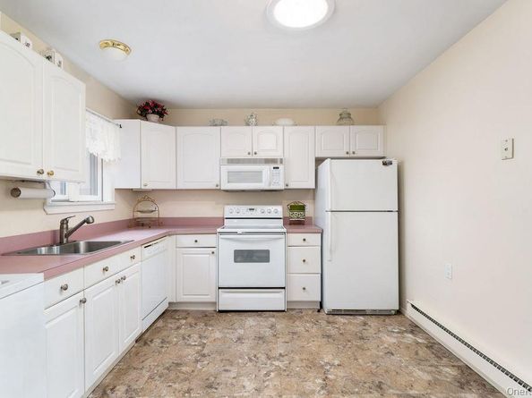 182 Strathmore Gate Drive, Stony Brook NY 11790