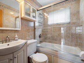 186 11th Street, Bethpage NY 11714