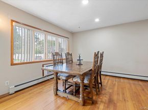 186 11th Street, Bethpage NY 11714