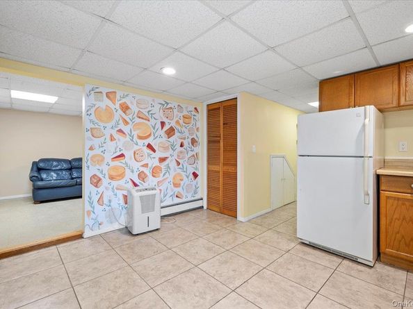 186 11th Street, Bethpage NY 11714