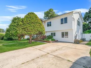 540 Scudder Avenue, Copiague NY 11726