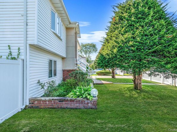 540 Scudder Avenue, Copiague NY 11726