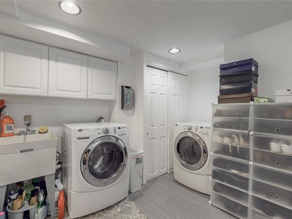 62 Summit Street, Hicksville NY 11801