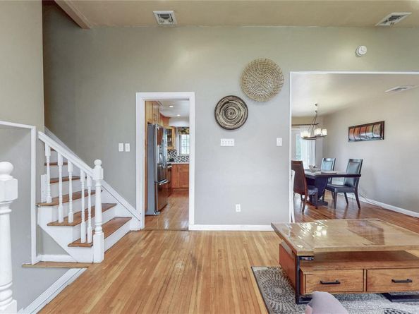 62 Summit Street, Hicksville NY 11801