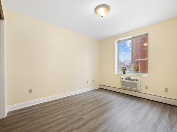 183-26 Booth Memorial Avenue, Fresh Meadows NY 11365