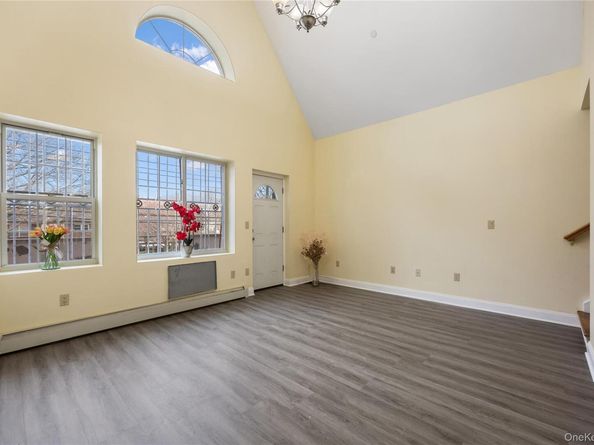 183-26 Booth Memorial Avenue, Fresh Meadows NY 11365