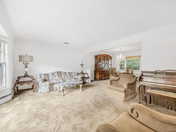 33 Eisenhower Drive, Yonkers NY 10710