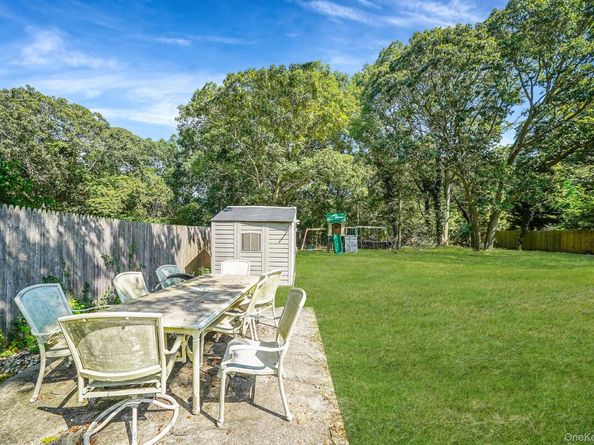 35 Maple Avenue, Bellport NY 11713