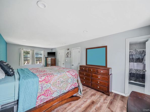 35 Maple Avenue, Bellport NY 11713