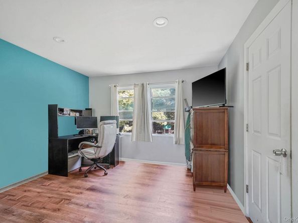 35 Maple Avenue, Bellport NY 11713