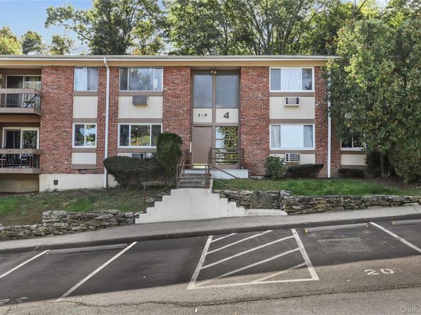 4 Rolling Way M, Peekskill NY 10566