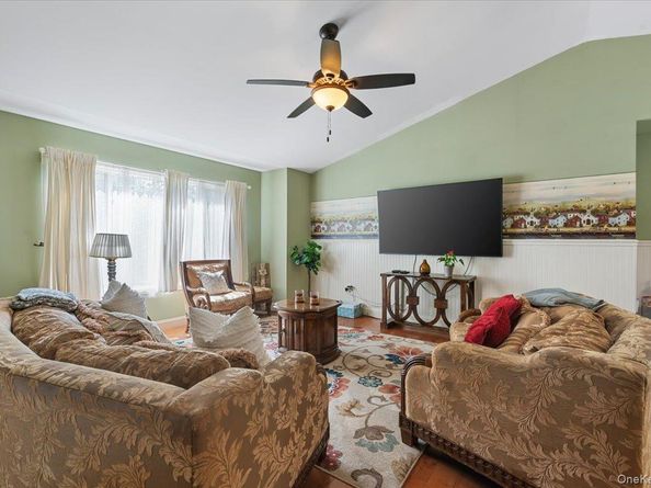 101 Plymouth Avenue, East Patchogue NY 11772