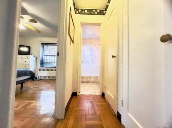 81-05 35 Avenue 1M, Jackson Heights NY 11372