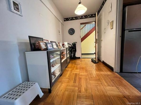81-05 35 Avenue 1M, Jackson Heights NY 11372