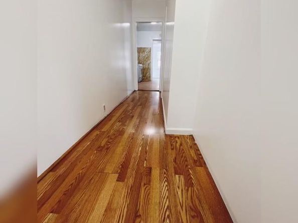 8041 159th Street, Jamaica Hills NY 11432