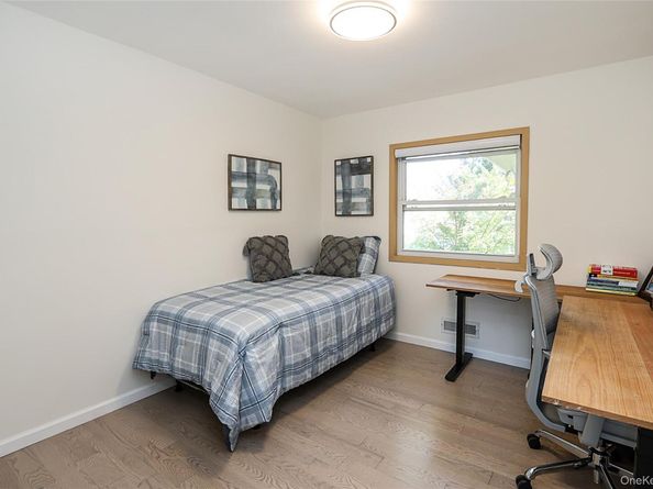 6 Lewis Avenue, Jericho NY 11753