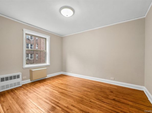 48-19 43rd Street 4D, Sunnyside NY 11377