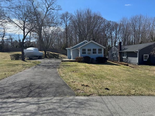 44 Cedar Drive, Miller Place NY 11764