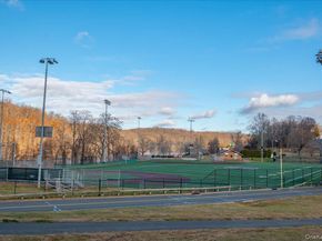 92 Underhill Avenue 2B, West Harrison NY 10604