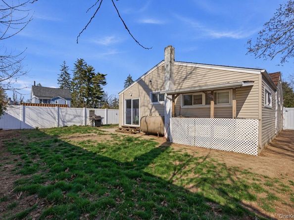 108 4th Street, Brentwood NY 11717
