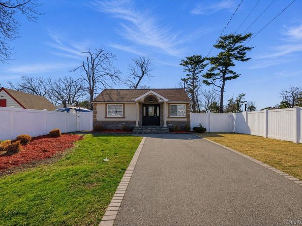 108 4th Street, Brentwood NY 11717