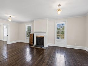 8 Terrell Lane, Stony Brook NY 11790